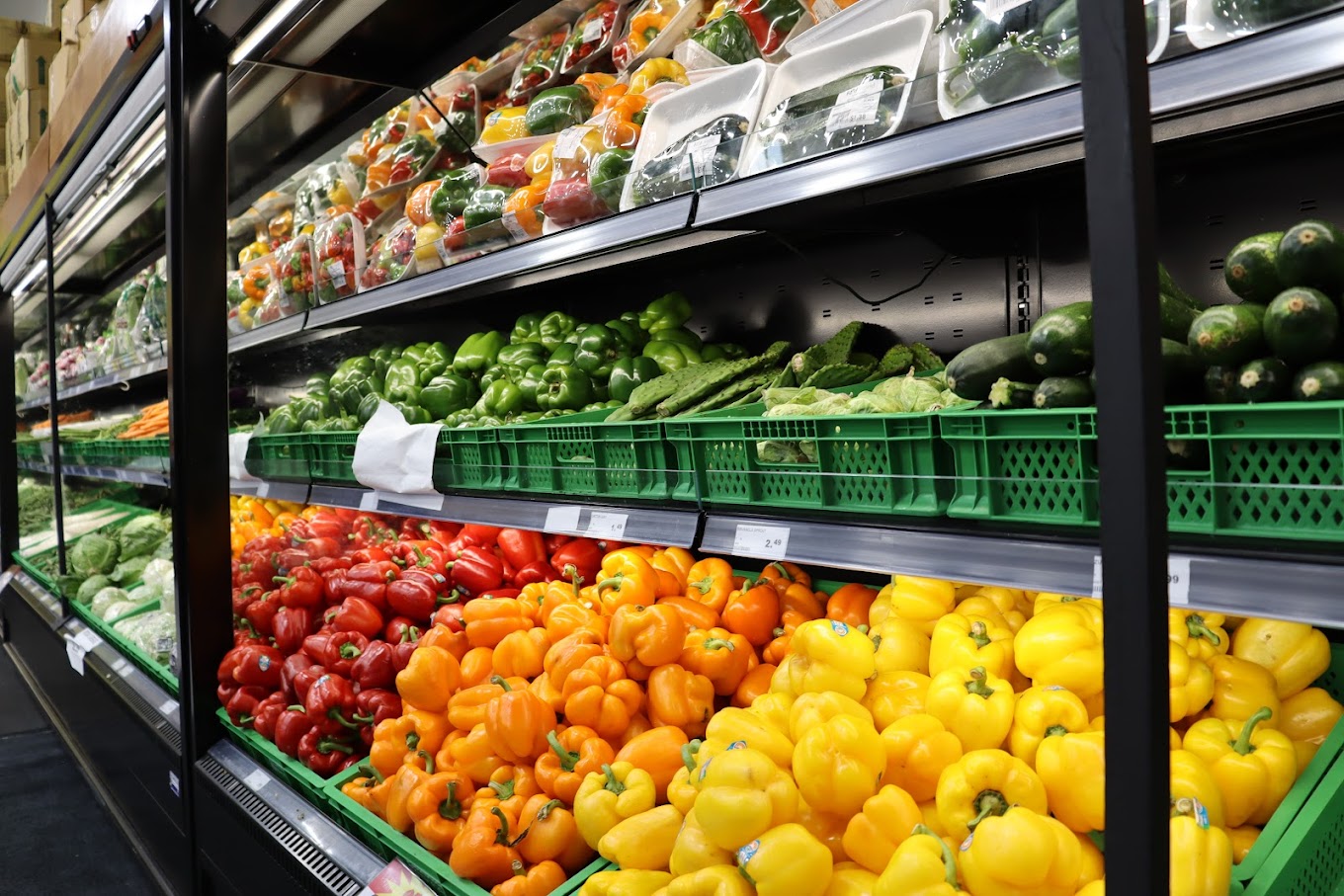 Food world supermarket gallery 1